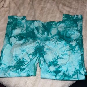 Tie Dye Butt Scrunch Leggings